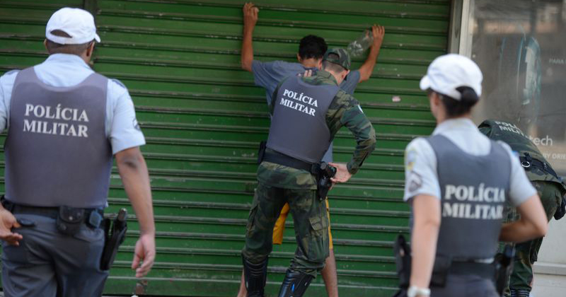 STJ: Ministro anula busca pessoal por falta de fundada suspeita e absolve réus